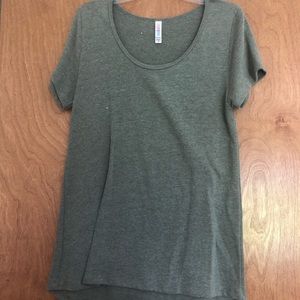 LuLaRoe Green Classic T